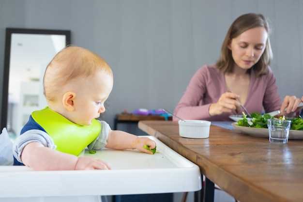 Роль терпения и поощрения в процессе обучения ребенка использованию ложки для приема пищи