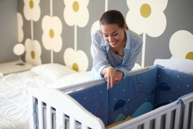 Как укрывать матрасик в кроватке для младенца