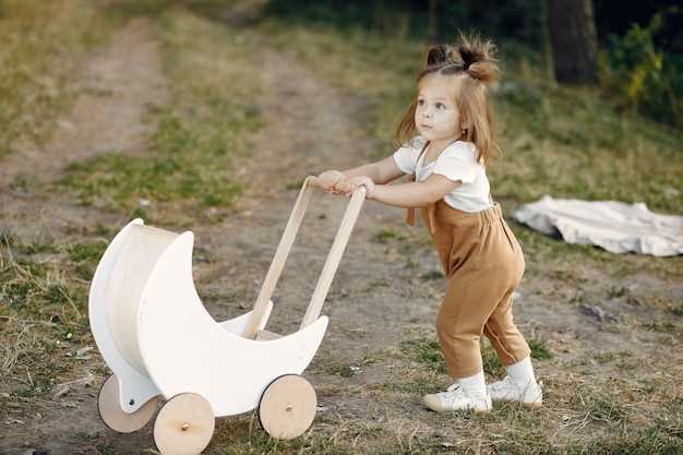 Преимущества и недостатки использования детских ходунков